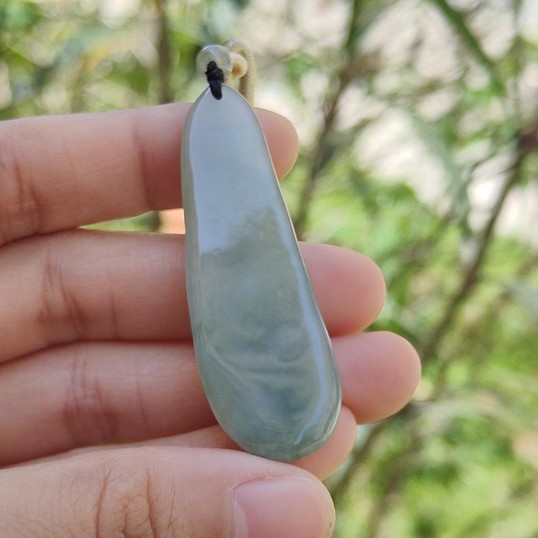 Light Green Natural Type A Jadeite Jade Pendant Necklace crafted with faceless Guanyin with QIC labs approved certificate weigh 11.82 grams, measurement 52 * 17.7 * 5.7 mm (pendant175)