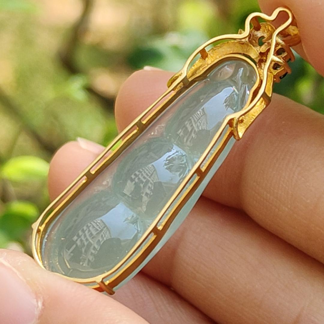 Icy Translucent Premium Quality Natural Type A Jadeite Jade crafted as Bean set on 18k Gold as Pendant, certificate weighs 5.31 grams, measurement 40.6 * 12 * 8 mm (18kp52)