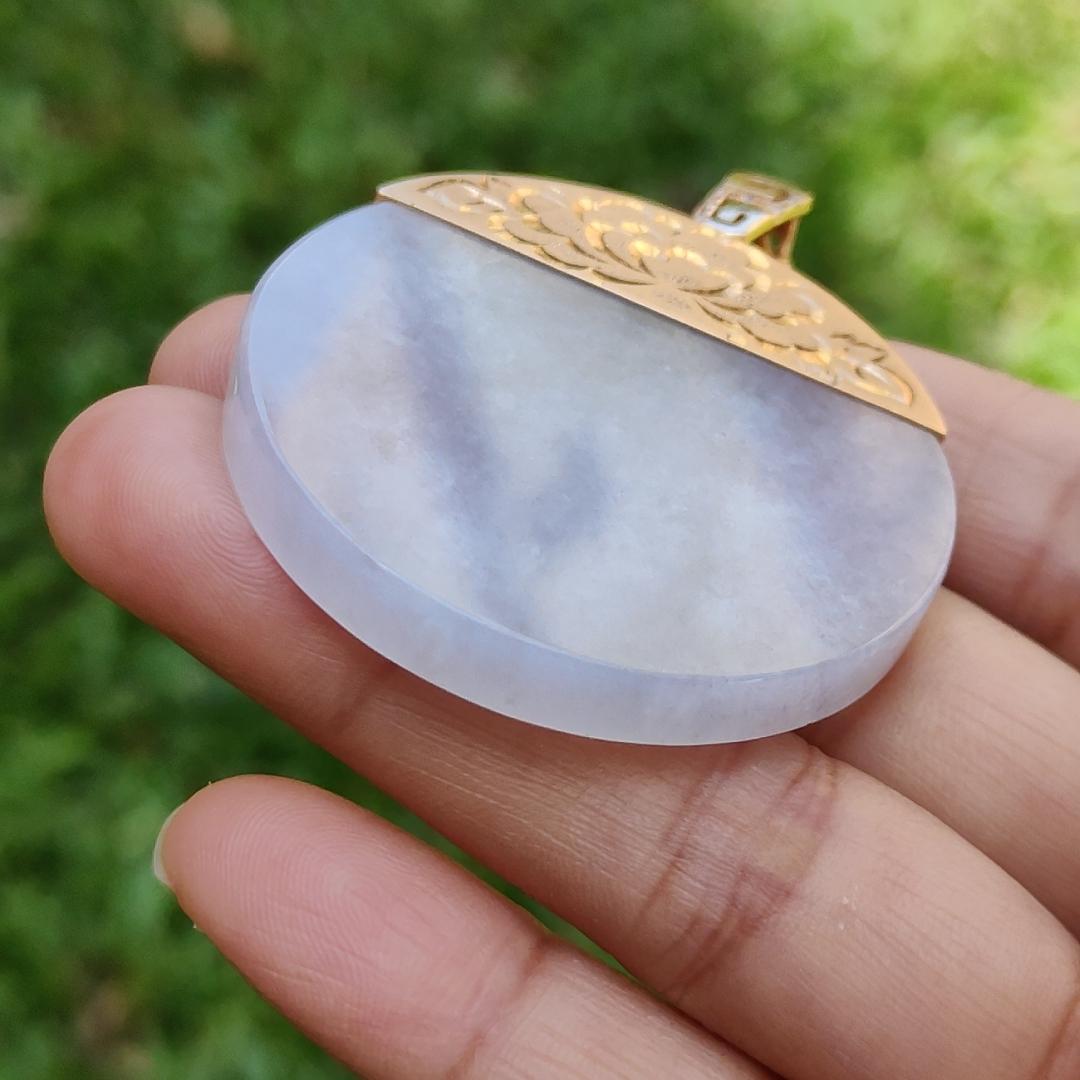 Light Lavender Natural Type A Jadeite Jade Crafted with nothing, round shape set with 18 k gold as pendant, certificate weigh 29.85 grams, measurement 43.7 * 42.9 * 5.6 mm (18kp23)