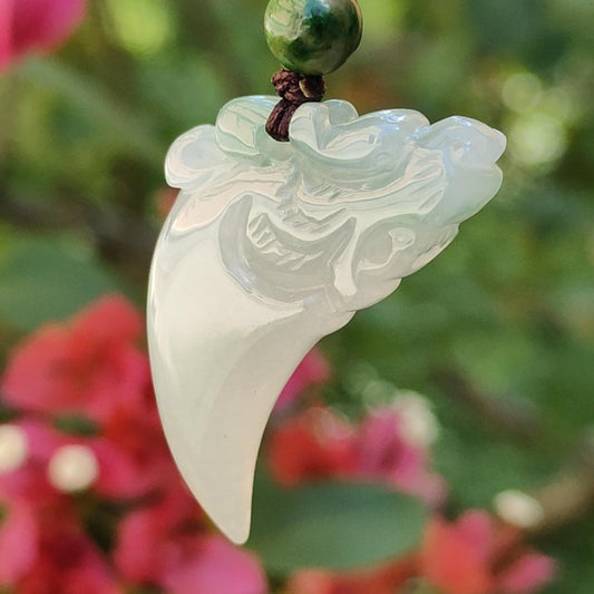 #Sold - Beautiful crafted dragon teeth Natural Type A Jadeite Pendant with certificate weigh 9.21 grams, 39 * 26 * 7.1 mm, symbolism Peace and auspiciousness The spirit of courage and adventure, suitable for daily wear (pendant72)