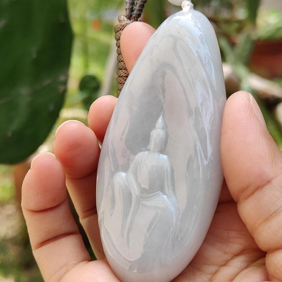 Limited time offer - Crafted with faceless buddha on Natural Type A Jadeite Jade as a Pendant with certificate weigh 77.91 grams, measurement 80.8 * 37.3 * 12.6 mm (pendant210)