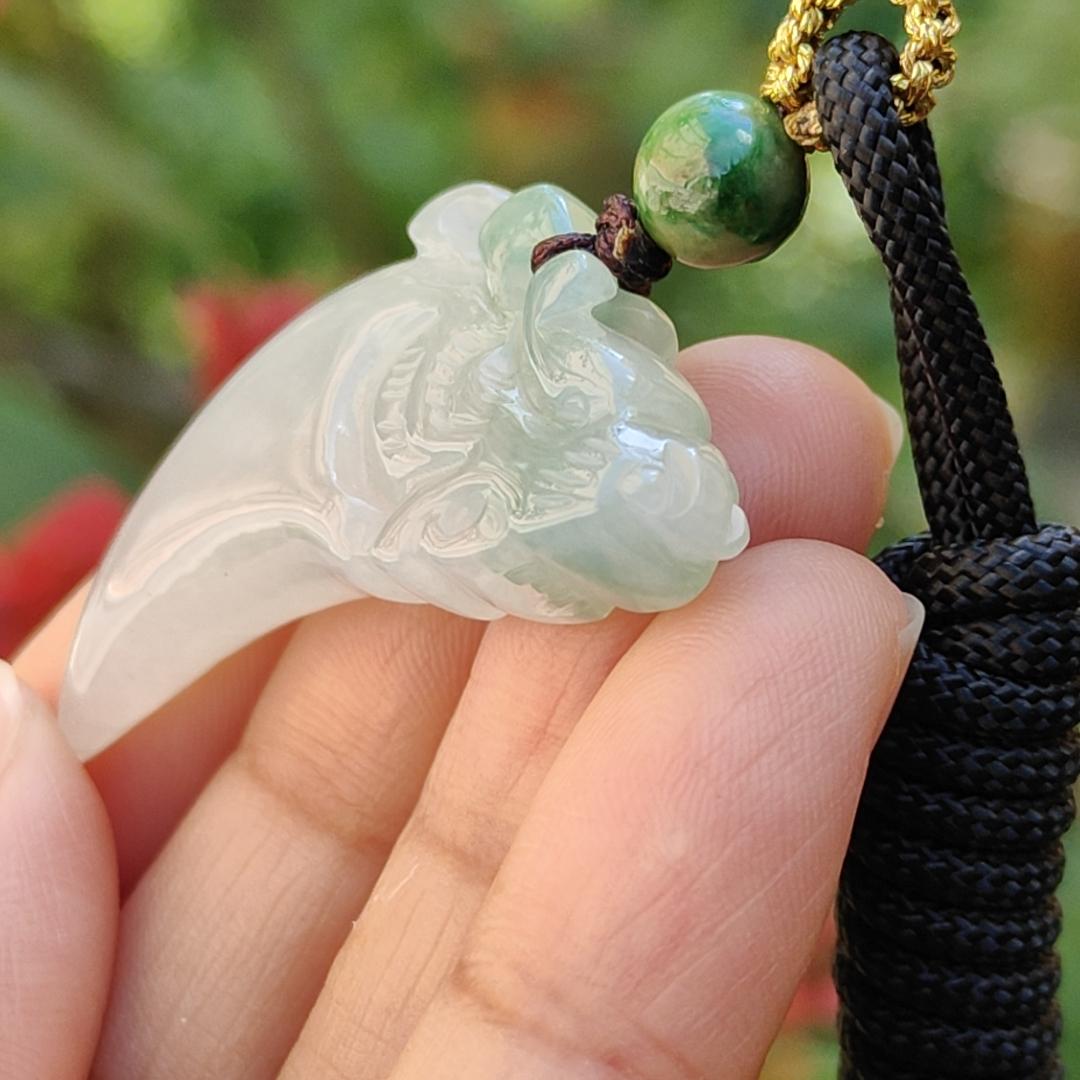 #Sold - Beautiful crafted dragon teeth Natural Type A Jadeite Pendant with certificate weigh 9.21 grams, 39 * 26 * 7.1 mm, symbolism Peace and auspiciousness The spirit of courage and adventure, suitable for daily wear (pendant72)