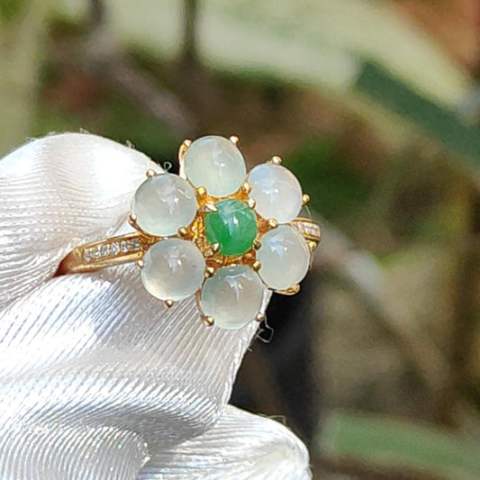 Very beautiful six Icy cabochon with good translucency Natural Type A Jadeite setting on G18k gold with 1 green cabochon forming a flower design ring and diamonds, certificate included weigh 2.68 grams, finger size 16.5mm,details on description (18kring3)